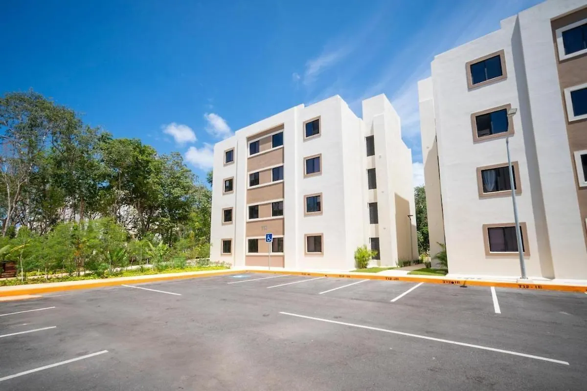 Apt Ceiba Tu Refugio Familiar Alberca Y Jardines Playa del Carmen Apartment