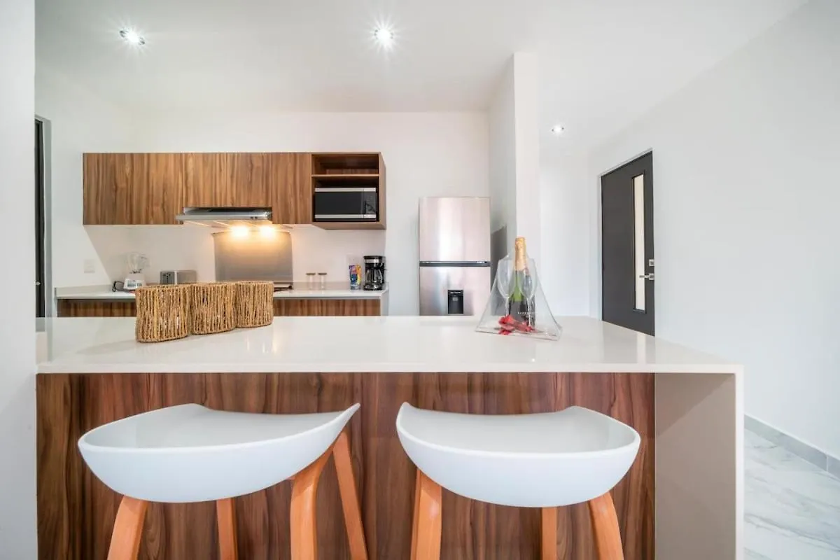アパート Apt Ceiba Tu Refugio Familiar Alberca Y Jardines プレヤデルカーメン