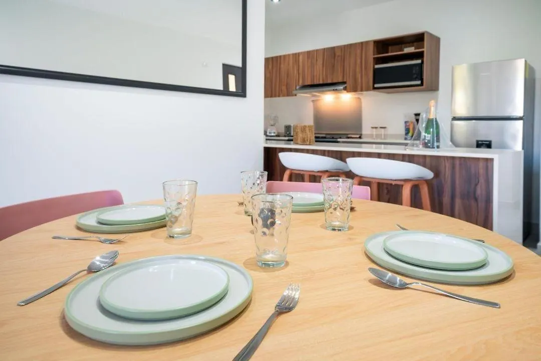 アパート Apt Ceiba Tu Refugio Familiar Alberca Y Jardines プレヤデルカーメン