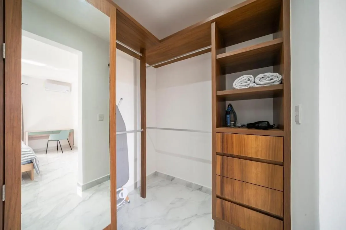 Apt Ceiba Tu Refugio Familiar Alberca Y Jardines プレヤデルカーメン 0*,  メキシコ